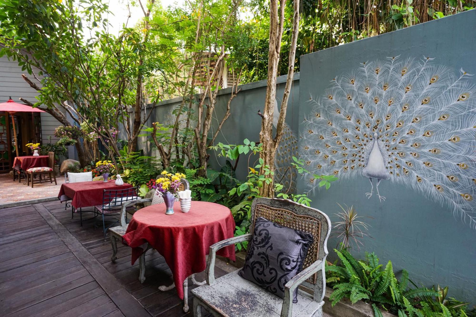 At Pingnakorn Nimman Hotel Chiang Mai Esterno foto